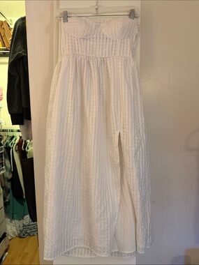 Strapless White Textured Midi Dress with Front Slit